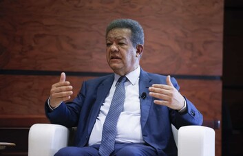 Leonel Fernández: “Las encuestas todavía no me mandan al retiro”