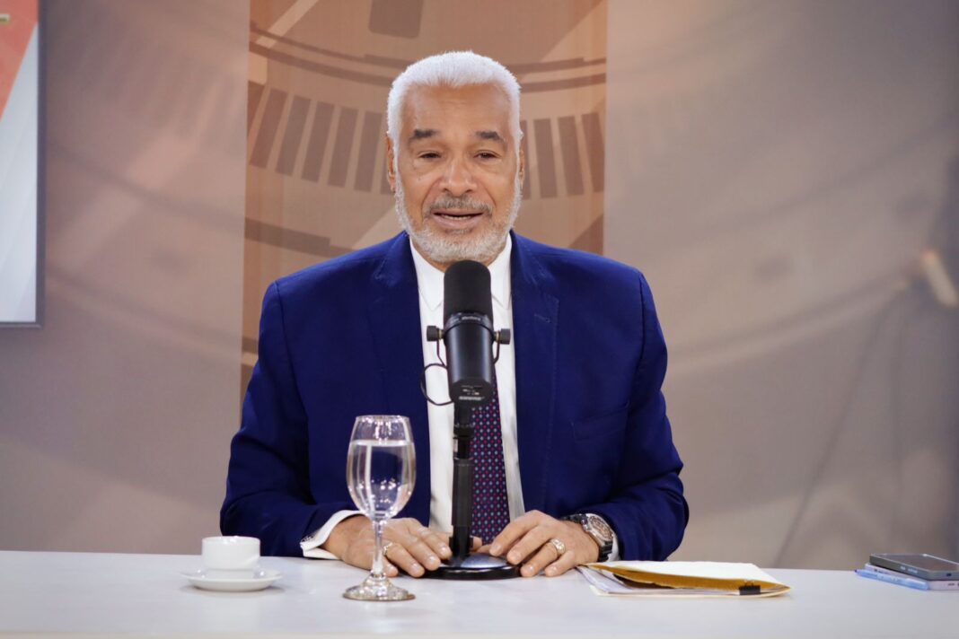 Radhamés Camacho: los problemas de la educación no son culpa de la ADP Radhamés Camacho: los problemas de la educación no son culpa de la ADP
