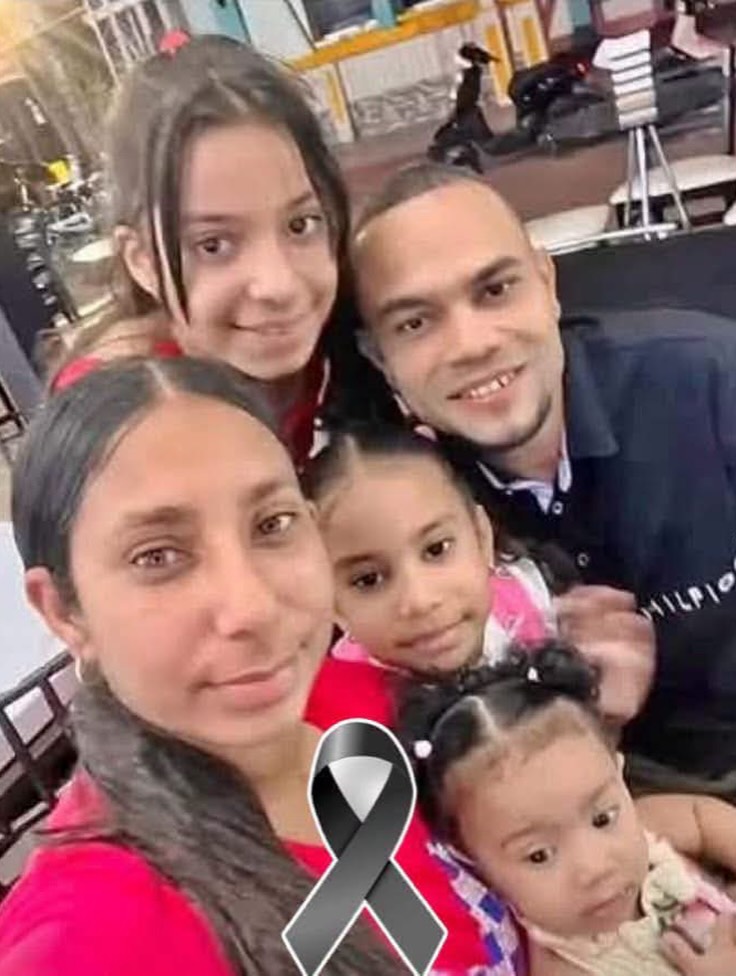 Cinco integrantes de una familia mueren calcinados tras incendio en vivienda en Mao Cinco integrantes de una familia mueren calcinados tras incendio en vivienda en Mao