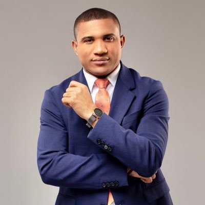 RETienen AL PERIODISTA VARGAVILA RIVERÓN MIENTRAS RECORRÍA LA FRONTERA RETienen AL PERIODISTA VARGAVILA RIVERÓN MIENTRAS RECORRÍA LA FRONTERA